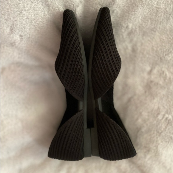 Vivaia Melia D’Orsay pointed-toe black flats - Picture 7 of 11